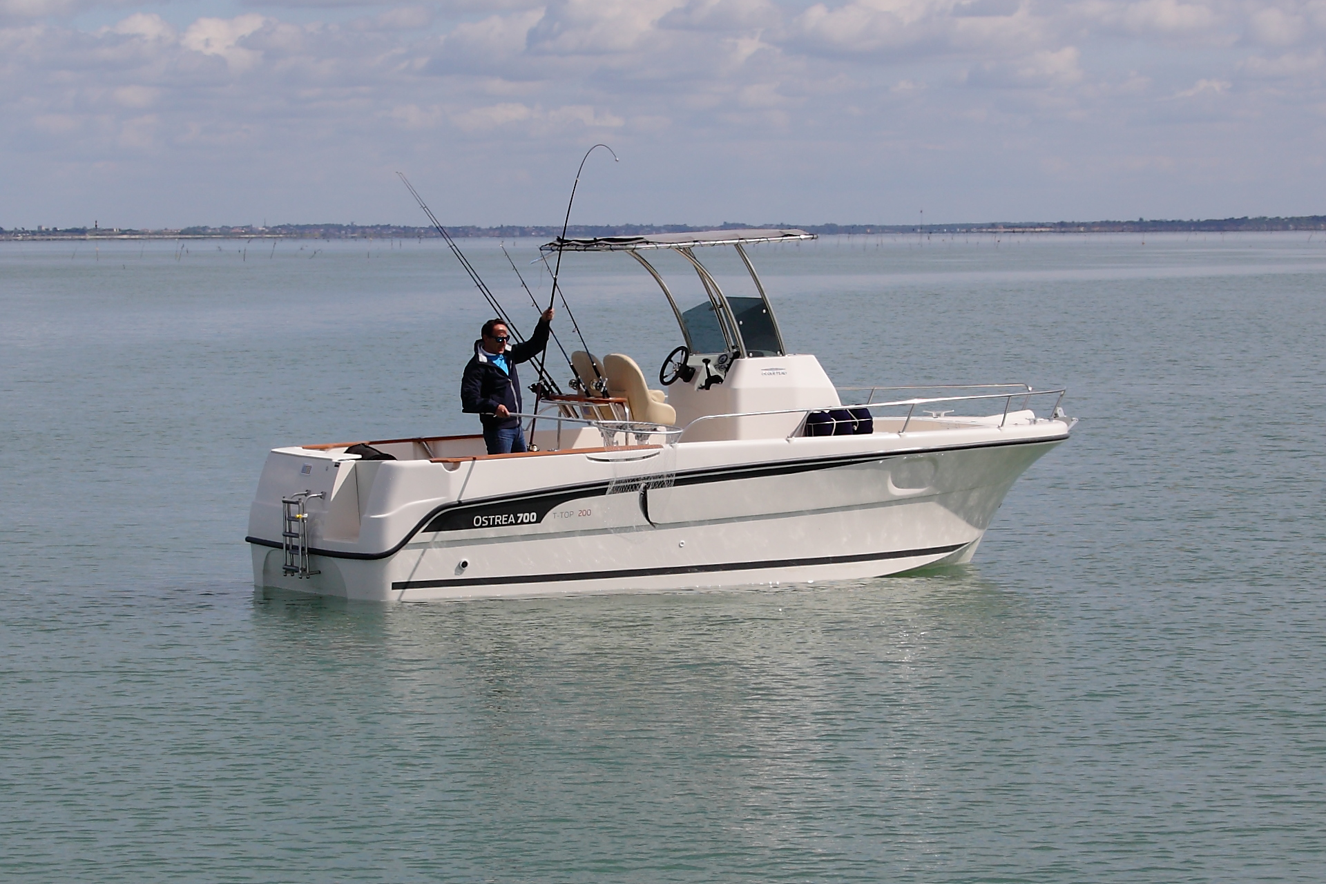 Ostrea 700 Open T-Top